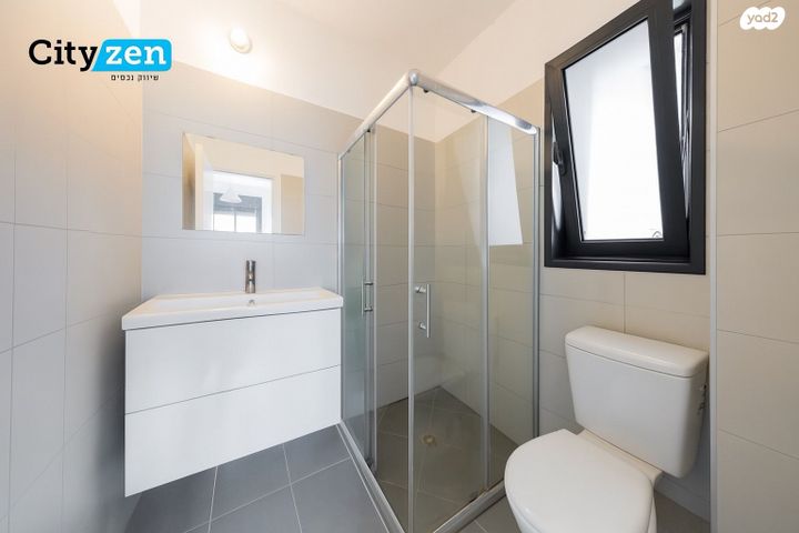 דירה, שדרות בן צבי 124, אגמים, נתניה