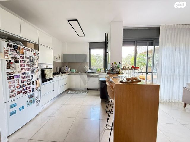 דירת גן, הגוש הגדול, רמת אביב החדשה, נופי ים, תל אביב יפו