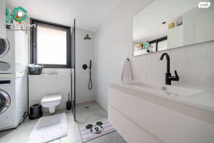 דירת גן, גבע, ארלוזורוב, גבעתיים