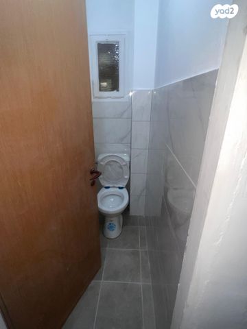 דירה, ז'בוטינסקי, צור שלום, קרית ביאליק