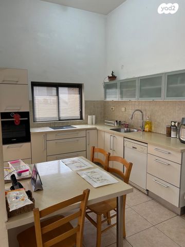 גג/ פנטהאוז, טבריה