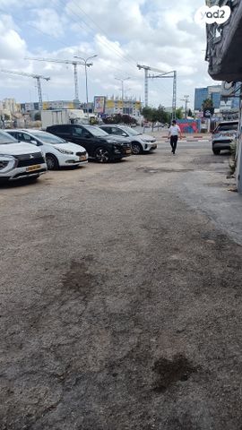 חנויות/ שטח מסחרי, המלאכה, אזור תעשיה ב, חולון