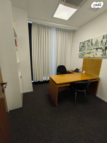 חלל עבודה משותף