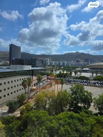 משרדים, נחום חת, שאר העיר, חיפה