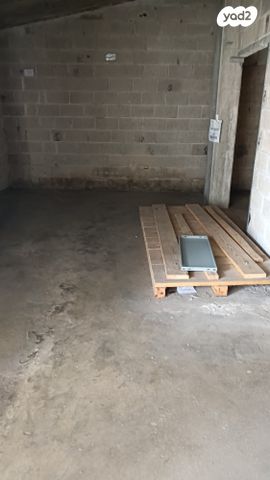 חנויות/ שטח מסחרי, המלאכה, אזור תעשיה ב, חולון