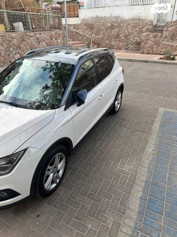 מודעת רכב סיאט ארונה
