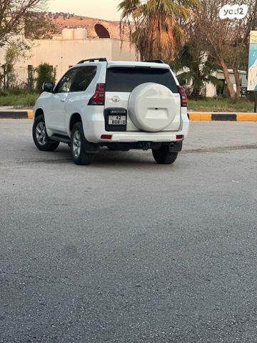 טויוטה לנד קרוזר