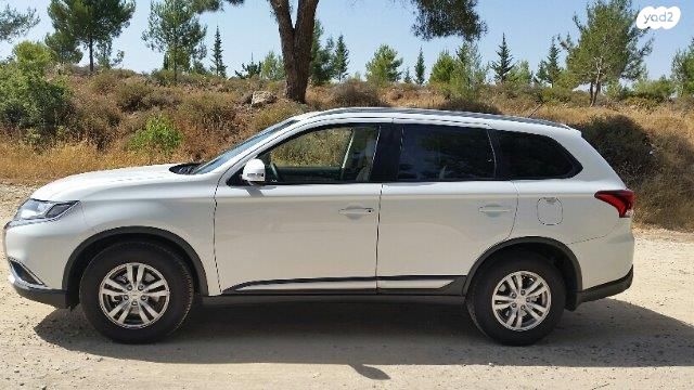 מיצובישי אאוטלנדר