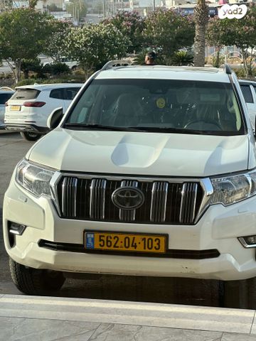 טויוטה לנד קרוזר