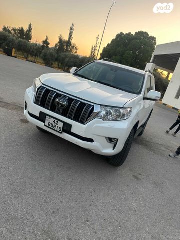 טויוטה לנד קרוזר