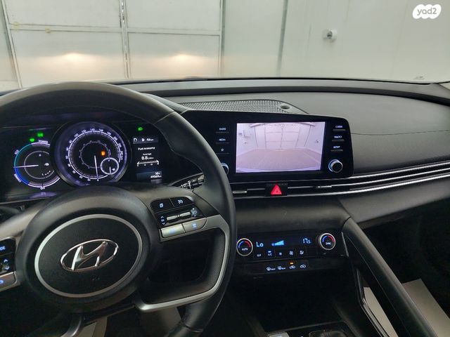 יונדאי אלנטרה