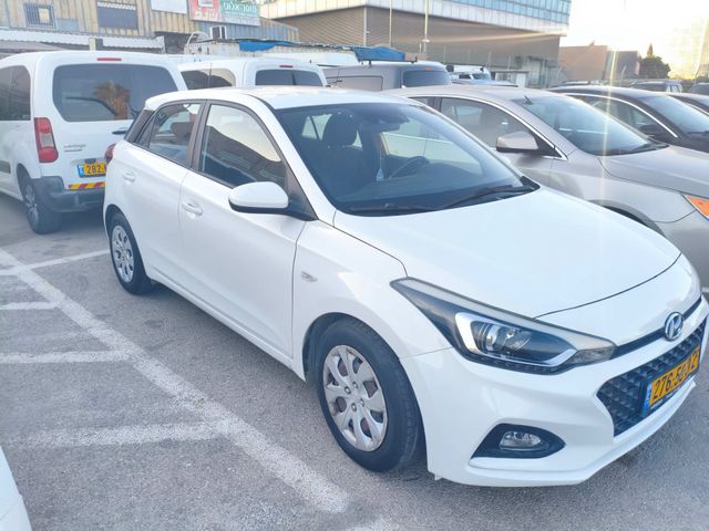 מודעת רכב יונדאי i20