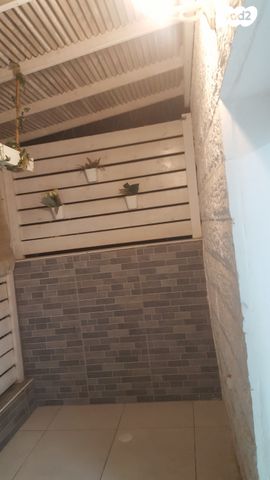 דירה, נחל אשכול 412, קרית ארבע, קרית ארבע