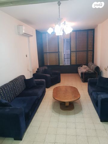 אבן גבירול 30