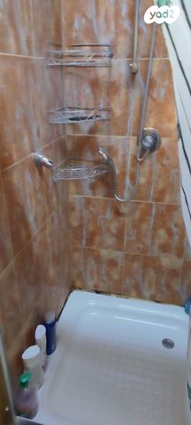 בית פרטי/ קוטג', מגדלים, מגדלים, מגדלים