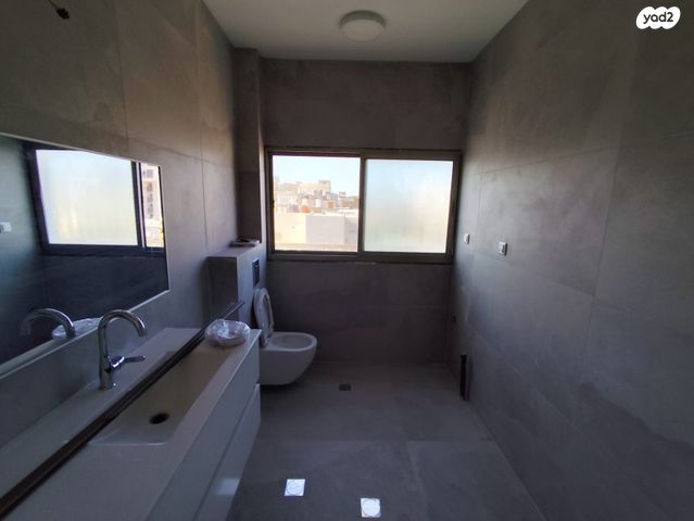 גג/ פנטהאוז, יוסף לוי 15, עיר, מרכז העיר, נהריה