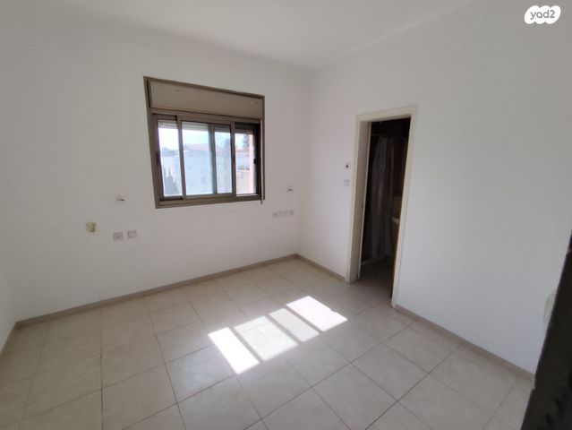 גג/ פנטהאוז, יוסף לוי 15, עיר, מרכז העיר, נהריה