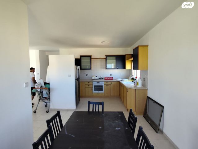 גג/ פנטהאוז, יוסף לוי 15, עיר, מרכז העיר, נהריה