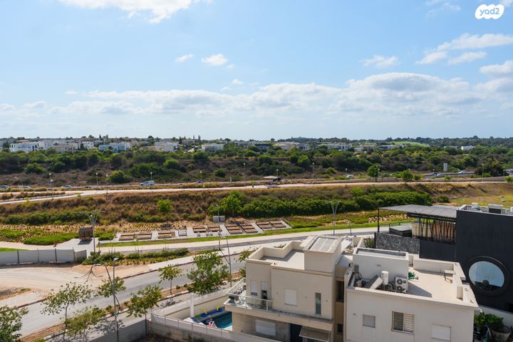 גג/ פנטהאוז, אור ים, אור עקיבא