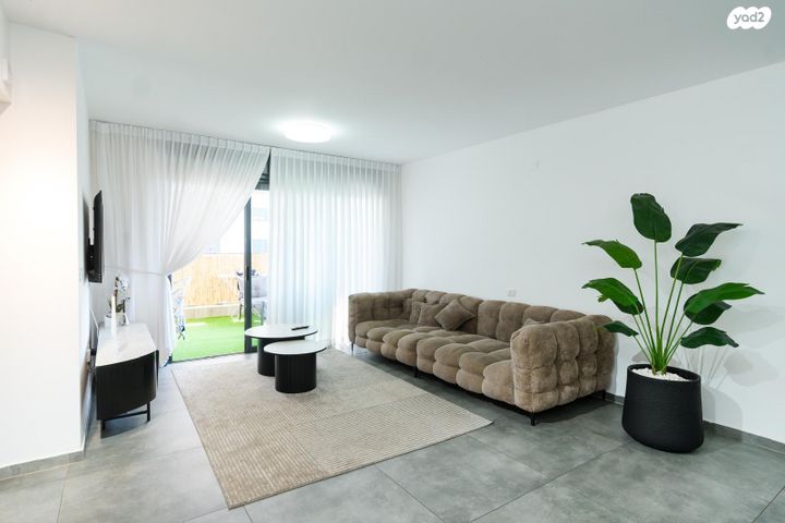 דירה, אור ים, אור עקיבא