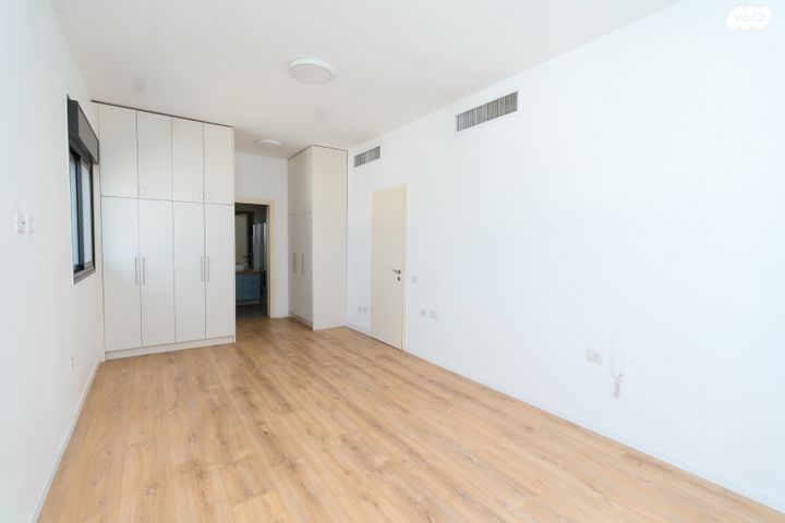 גג/ פנטהאוז, אור ים, אור עקיבא