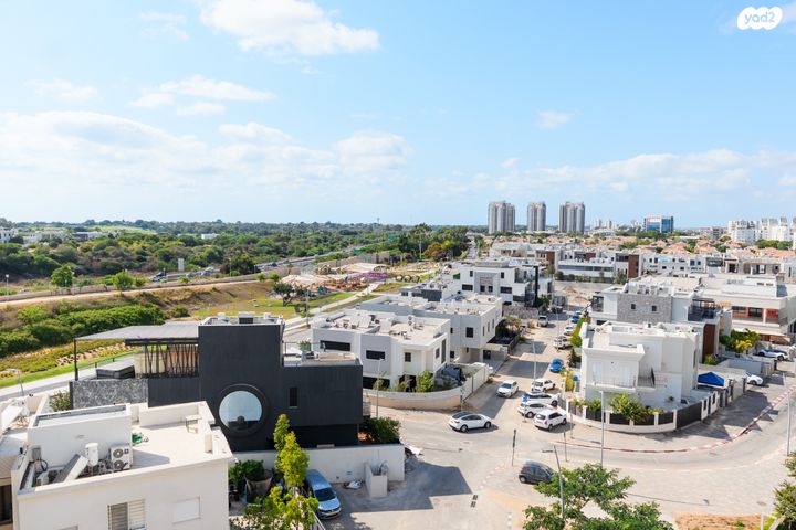 גג/ פנטהאוז, אור ים, אור עקיבא