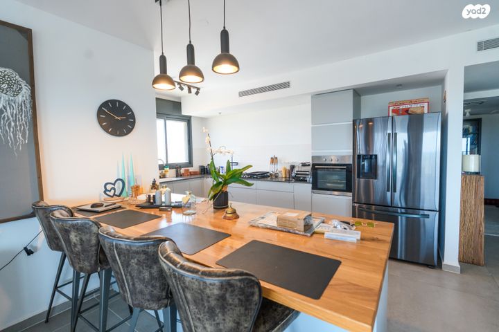 גג/ פנטהאוז, אור ים, אור עקיבא