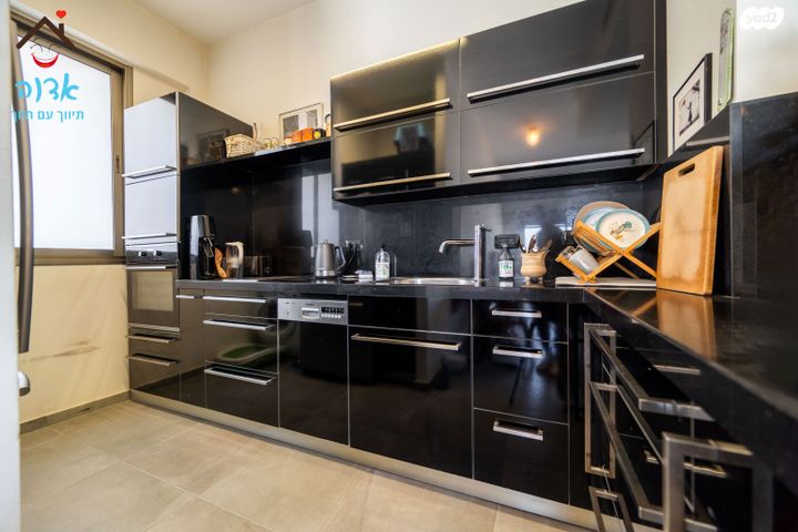 דירה, ניצנה, ארלוזורוב, גבעתיים