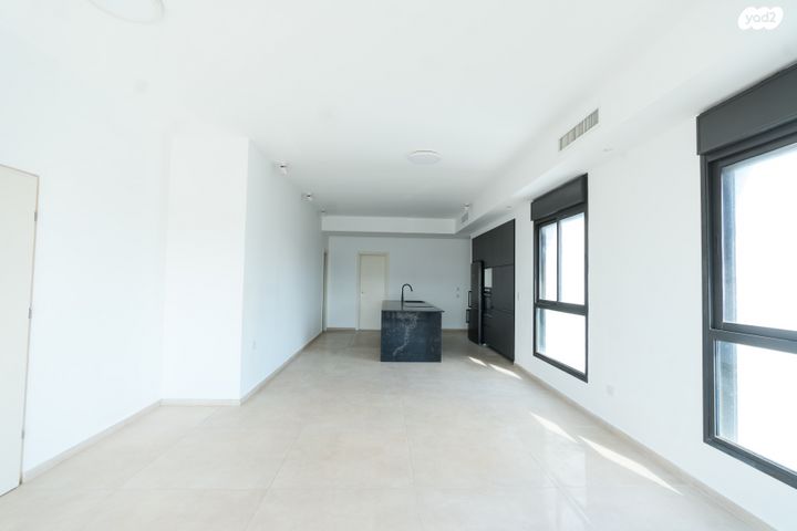 גג/ פנטהאוז, אור ים, אור עקיבא