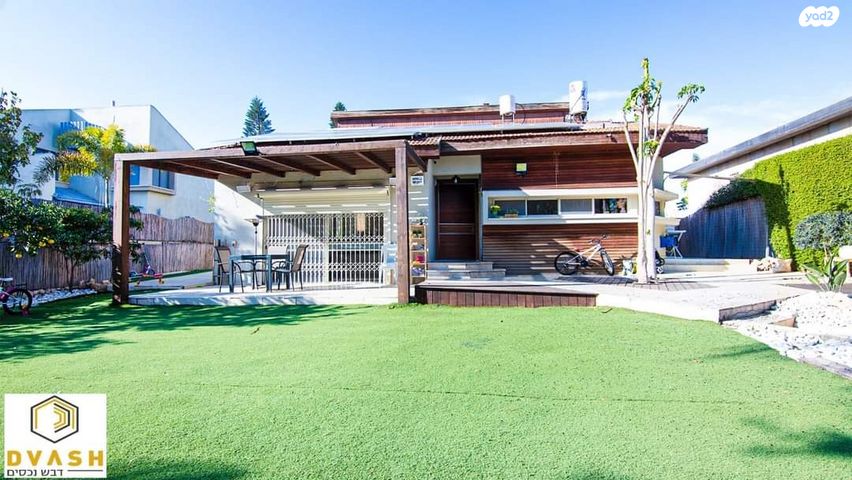 בית פרטי/ קוטג', הגפן, עומר