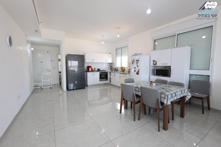 דירה, גבע, נתניה