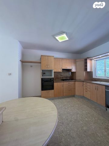 דירה, מרכז, כפר סבא