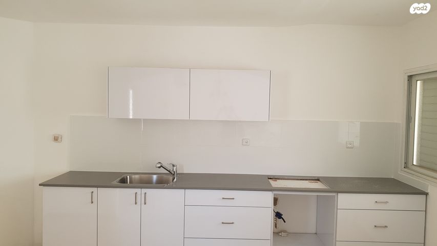 דירה, כיכר צנינית 1, מצפה ים, אילת