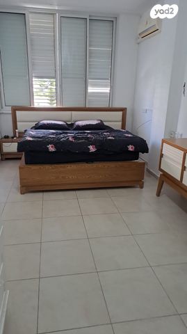 דירה, יחזקאל דנין, לב העיר, בת ים