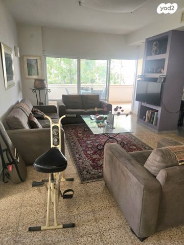 שדרות כצנלסון 11