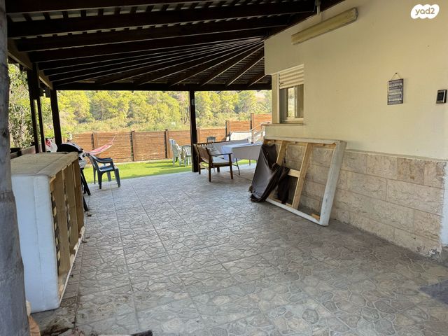 בית פרטי/ קוטג', נורית, מורד ההר, שלומי