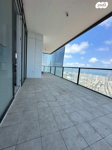 גג/ פנטהאוז, סיטי, גבעתיים