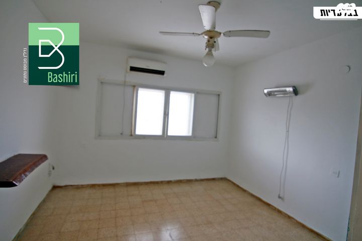 דירה, יהודה הלוי, קרית שמונה