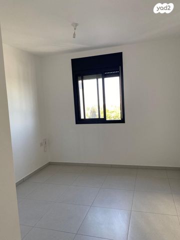 דירה, רועי קליין, קרית קריניצי, רמת גן