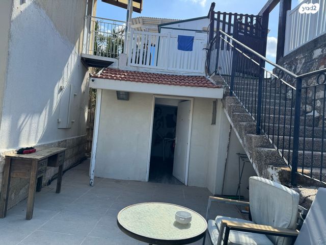 בית פרטי/ קוטג', נורית, מורד ההר, שלומי