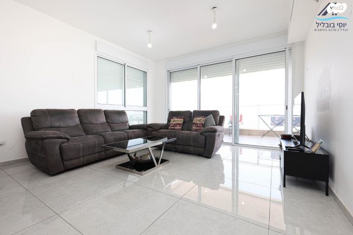 דירה, גבע, נתניה