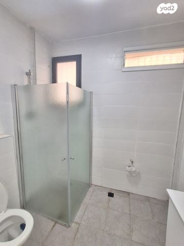 דירה, הרא"ה, אזור הבילויים, רמת גן