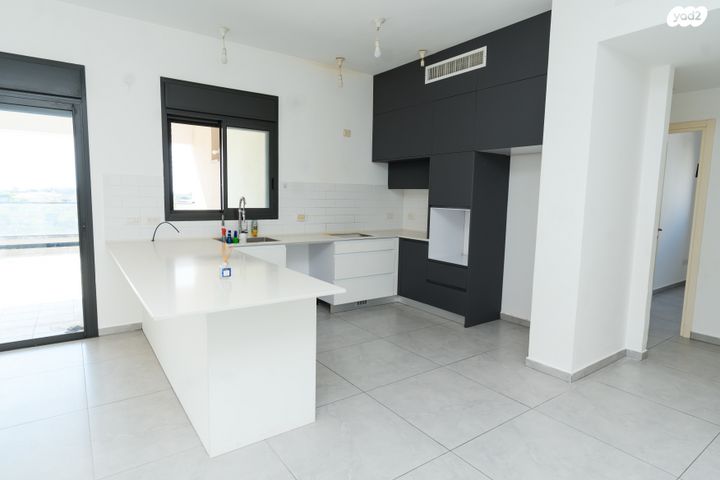 גג/ פנטהאוז, אור ים, אור עקיבא