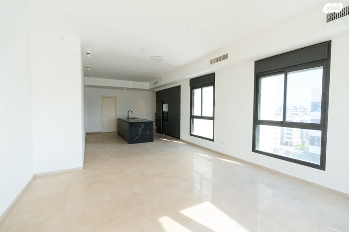 גג/ פנטהאוז, אור ים, אור עקיבא