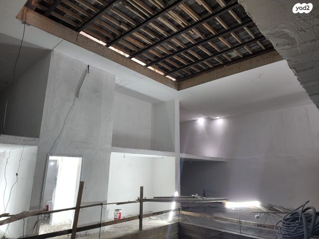 דירת גן, פועלי הרכבת, פועלי הרכבת, גבעתיים