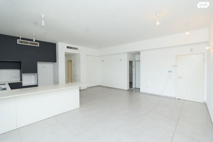 גג/ פנטהאוז, אור ים, אור עקיבא