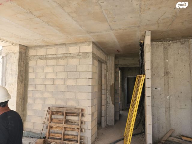 דירת גן, פועלי הרכבת, פועלי הרכבת, גבעתיים