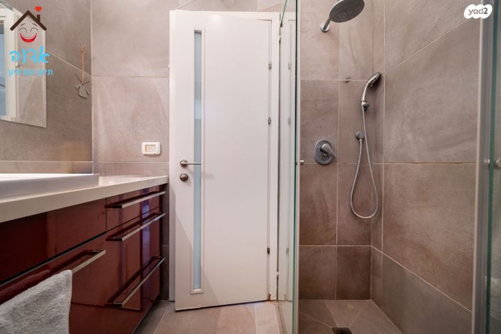 דירה, ניצנה, ארלוזורוב, גבעתיים