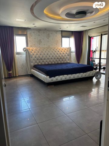 גג/ פנטהאוז, ה' באייר, אשדוד