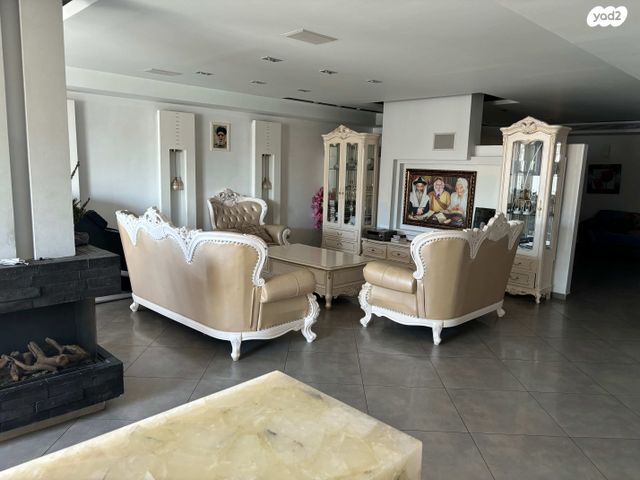 גג/ פנטהאוז, ה' באייר, אשדוד